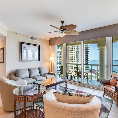 1 Portofino 1005 Apartment